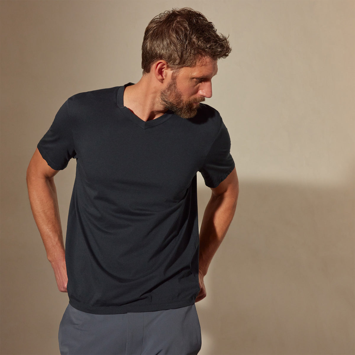 Luxe Lotus Jersey V Neck in French Navy | James Perse Los Angeles
