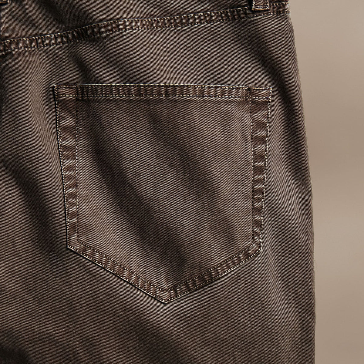 Brushed Twill 5 Pocket Pant in Loam Pigment | James Perse Los Angeles
