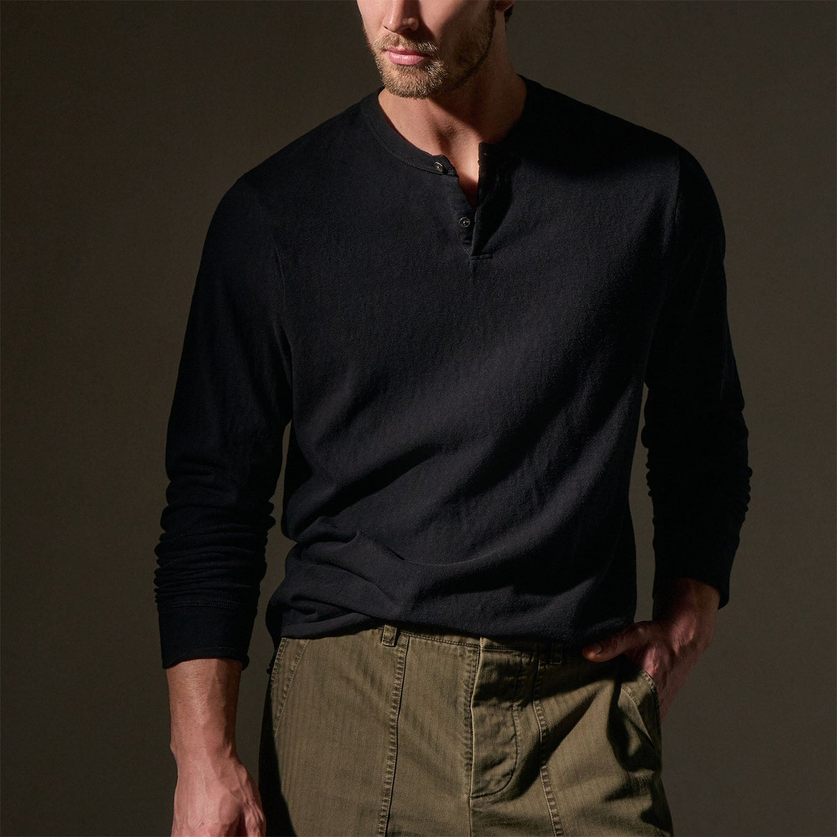 Natural Slub Jersey Henley in Black | James Perse Los Angeles