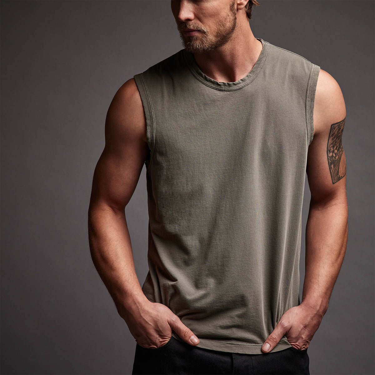LA Muscle Tank in Palm Pigment | James Perse Los Angeles