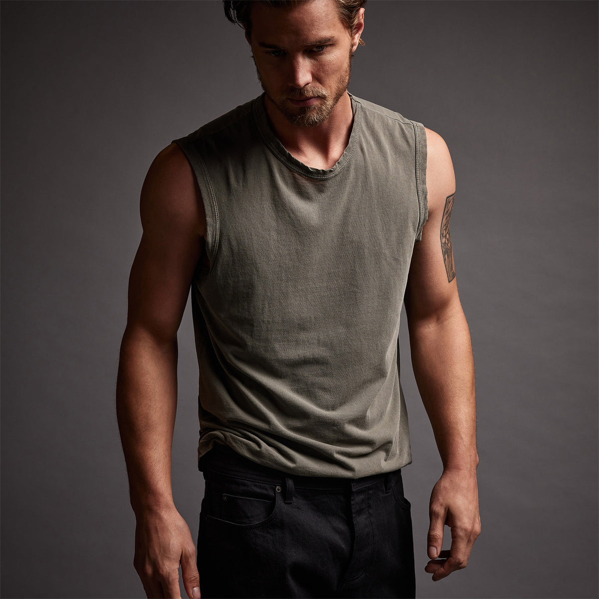 LA Muscle Tank in Palm Pigment | James Perse Los Angeles