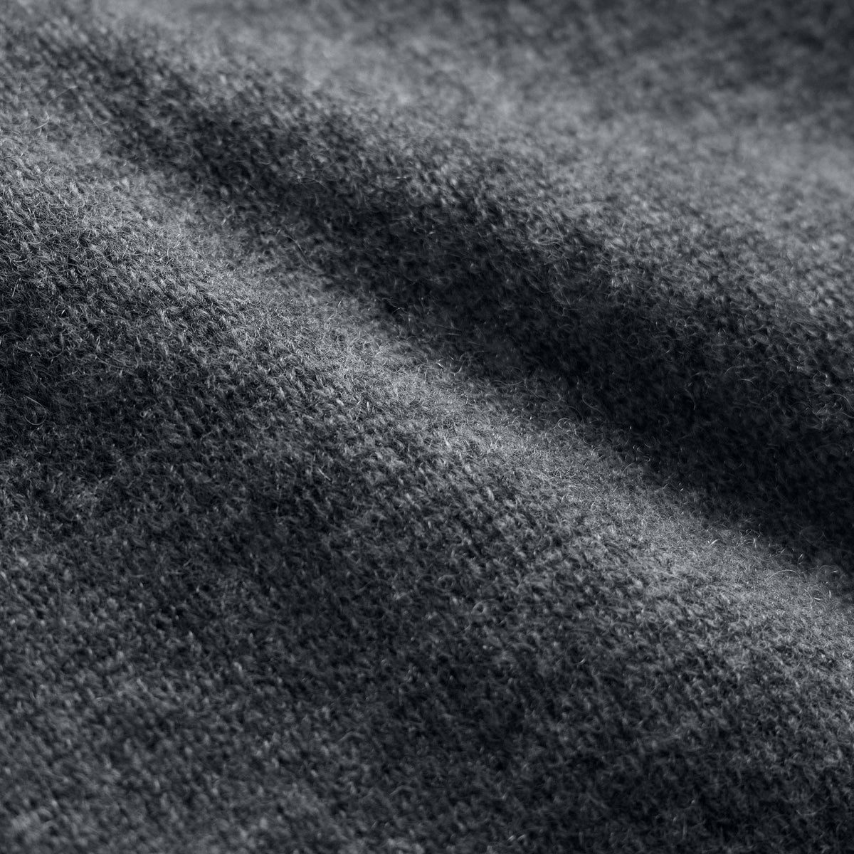 Soft Featherweight Cashmere Crew in Flannel | James Perse Los Angeles