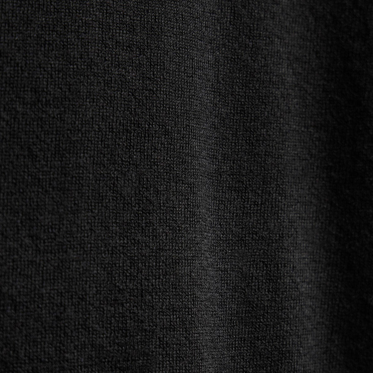Ultra Fine Cashmere Raglan Crew in Black | James Perse Los Angeles