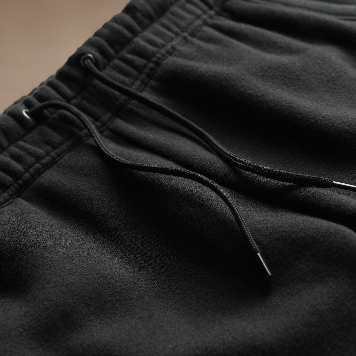 Cozy Sweat Pant in Black | James Perse Los Angeles