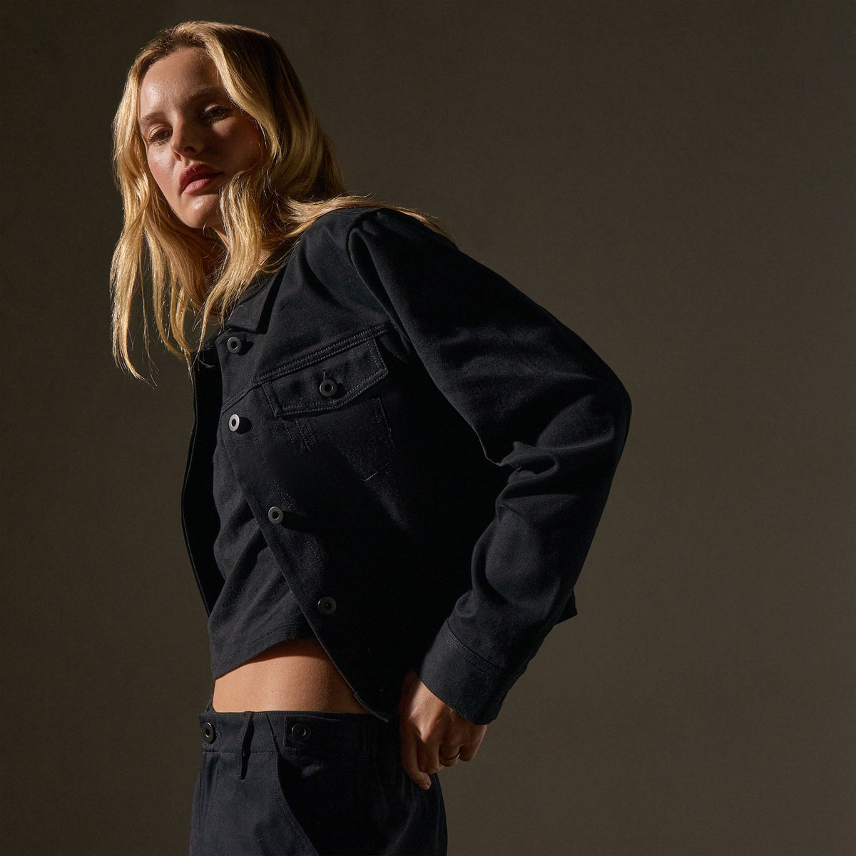 Shrunken Jean Jacket in Black | James Perse Los Angeles