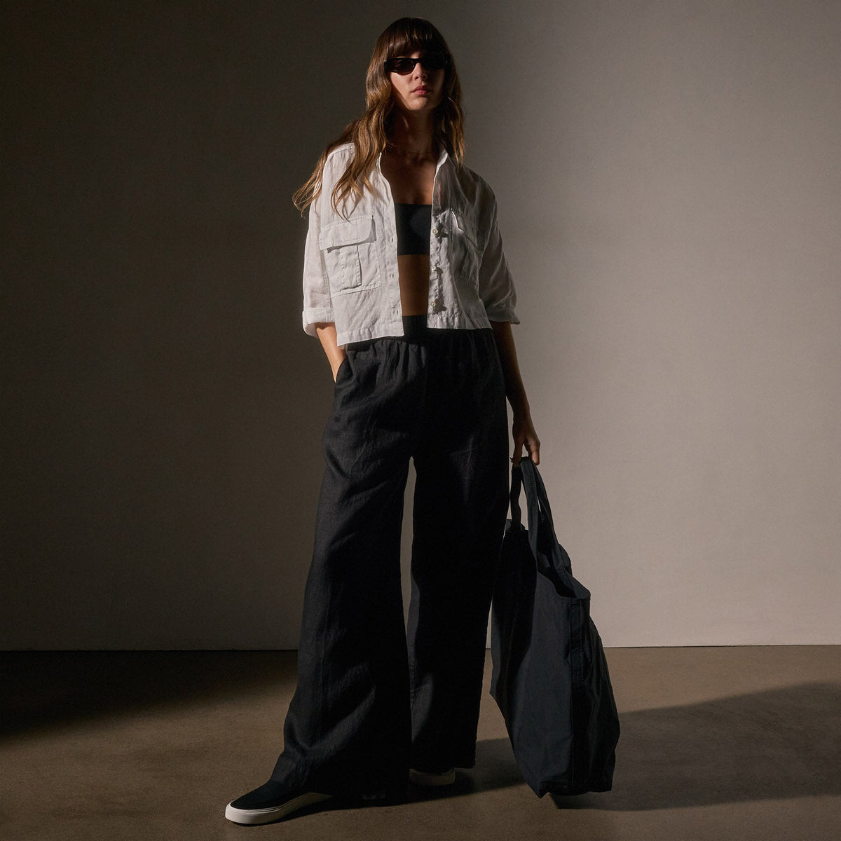 Pocket Cropped Shirt in White | James Perse Los Angeles