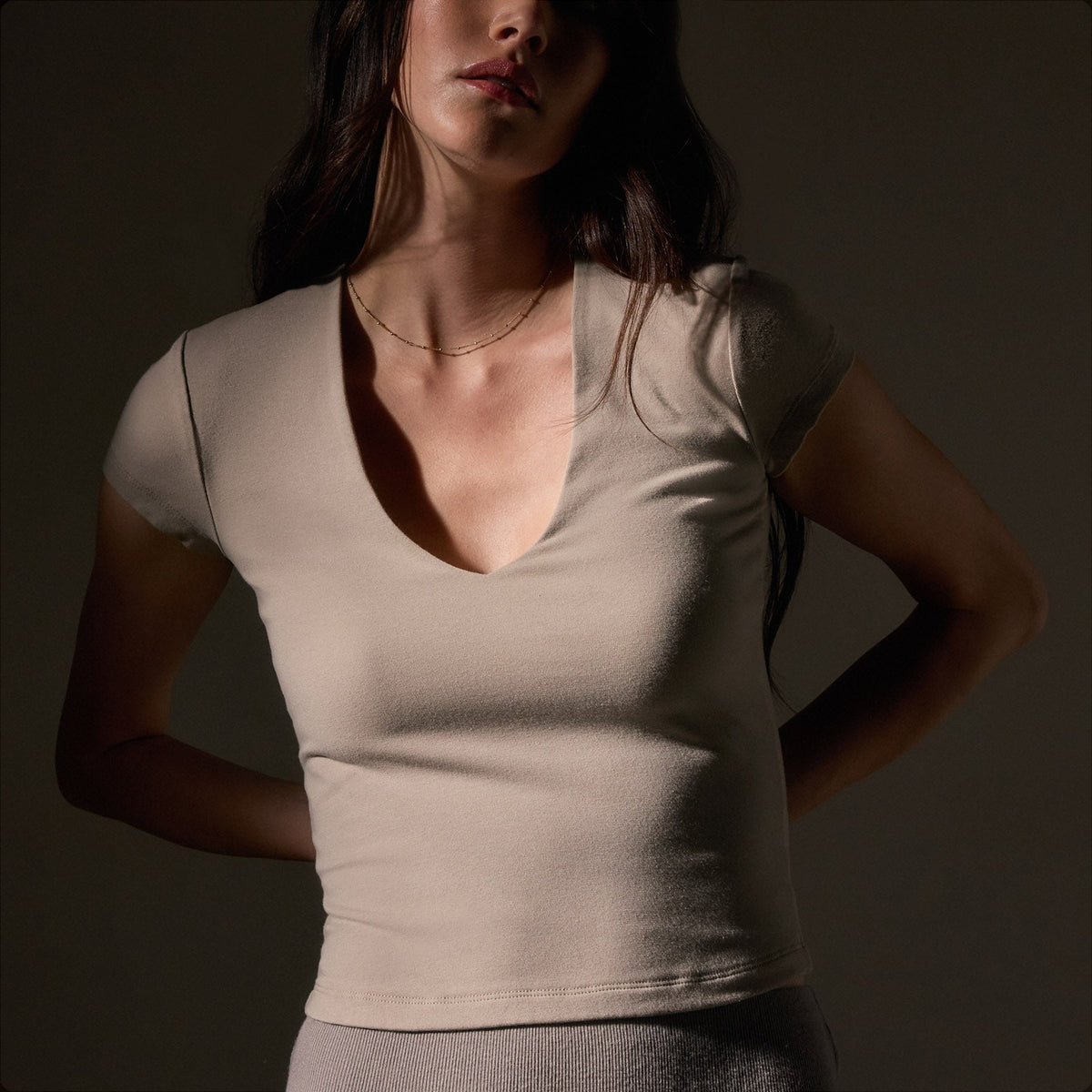 Stretch Lotus Deep V Short Sleeve Tee in Tan | James Perse Los Angeles
