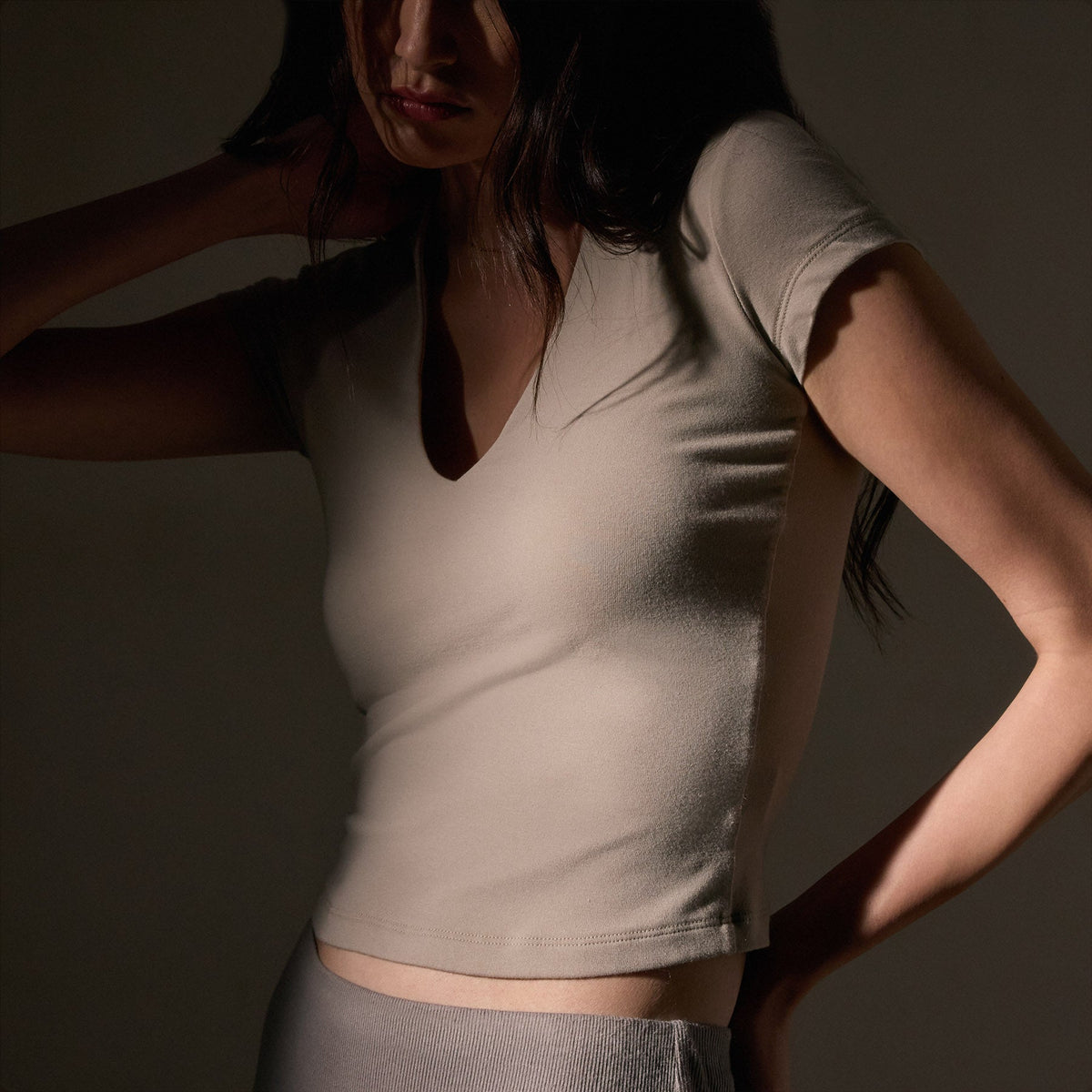 Stretch Lotus Deep V Short Sleeve Tee in Tan | James Perse Los Angeles