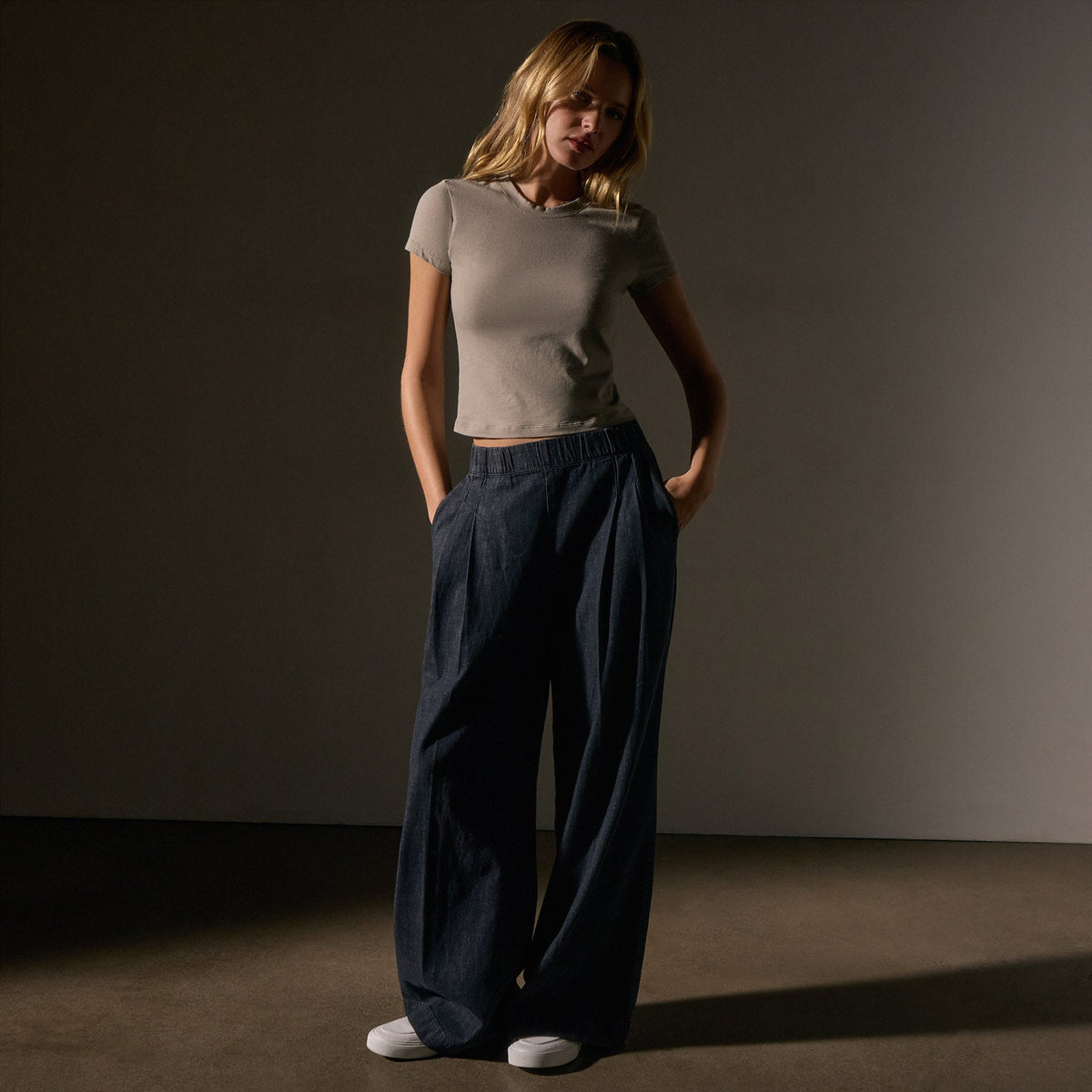 Short Sleeve Cropped Tee in Overcast | James Perse Los Angeles