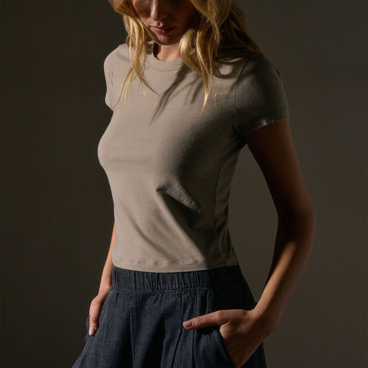 Short Sleeve Cropped Tee in Overcast | James Perse Los Angeles