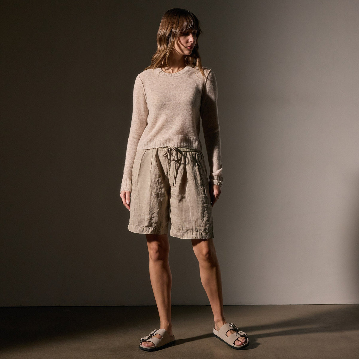 Soft Featherweight Cashmere Cropped Sweater in Light Beige | James Perse Los Angeles