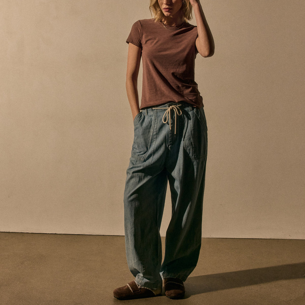 Sheer Slub Crew Neck Tee in Cedar | James Perse Los Angeles