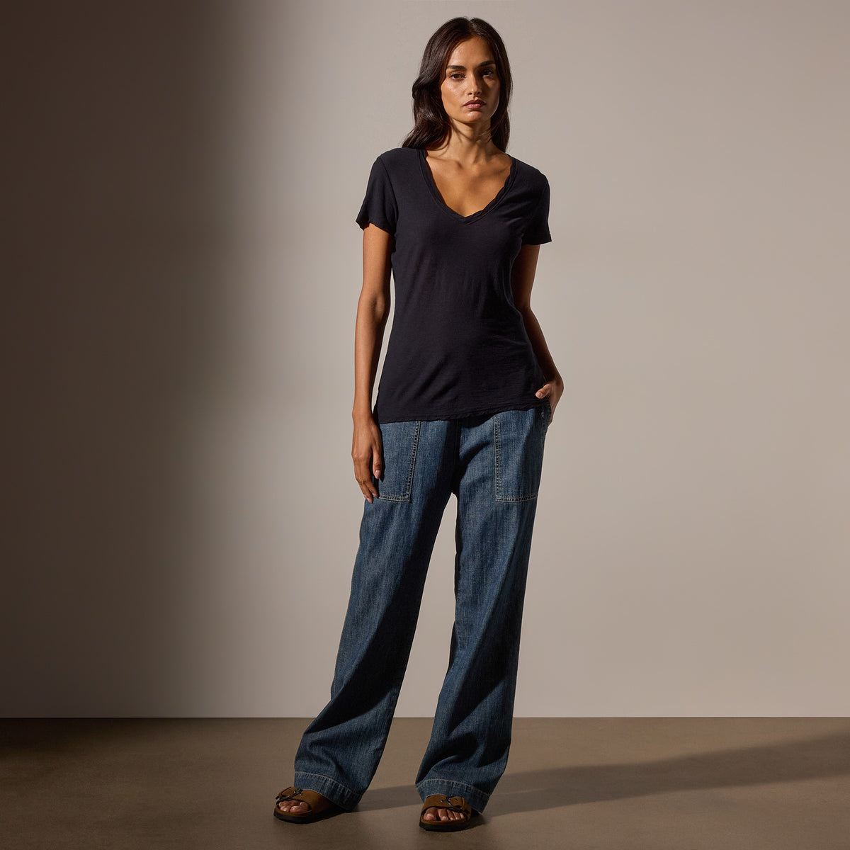 Sheer Slub Casual V Neck in Deep | James Perse Los Angeles