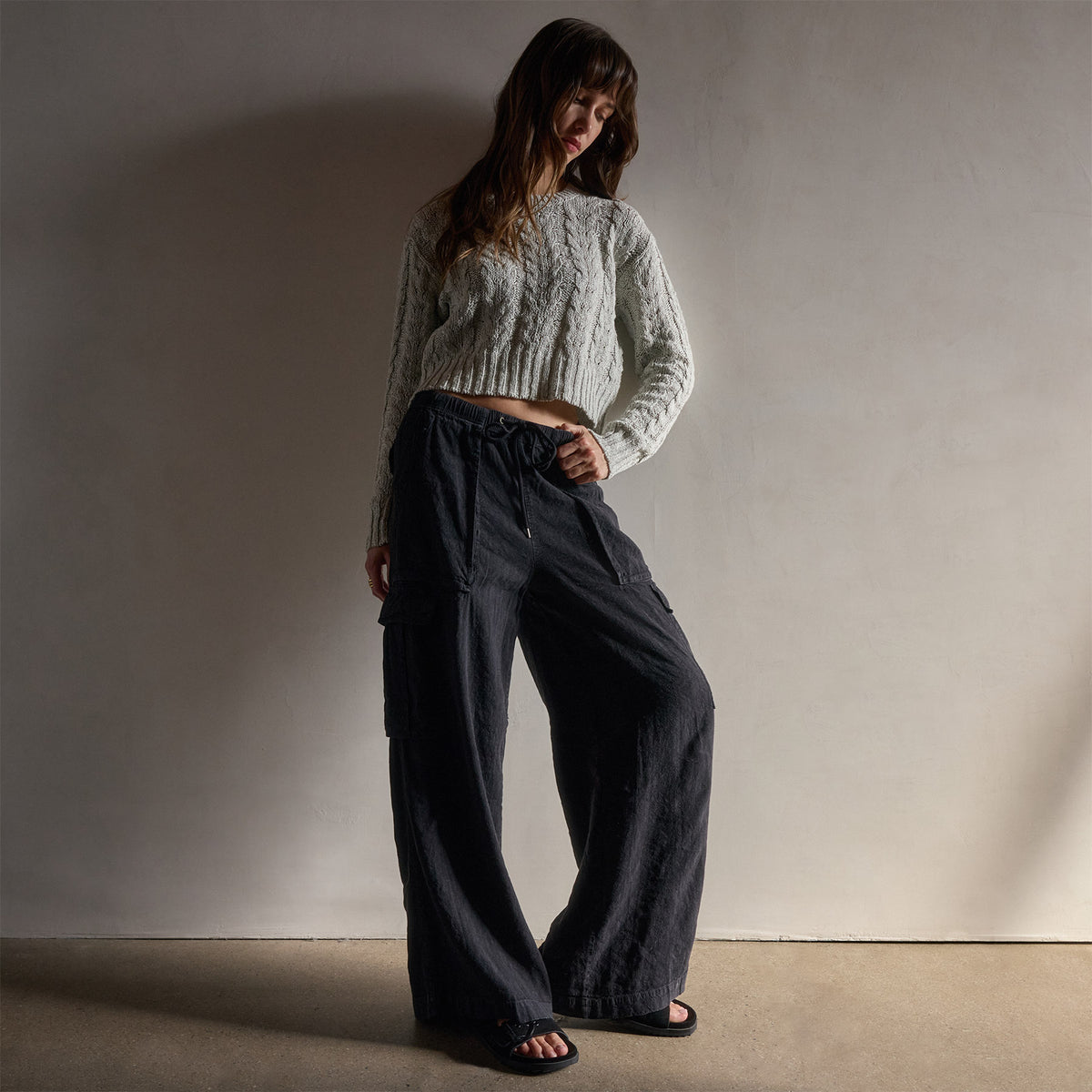 Wide Leg Linen Blend Cargo Pant - Black