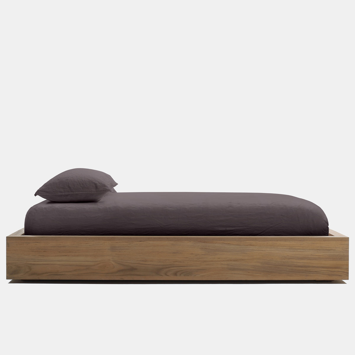 Linen Fitted Sheet In Raccoon Grey | James Perse Los Angeles