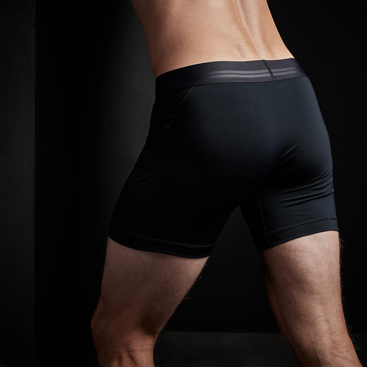 Y/OSEMITE Cool Touch Sport Boxer Short In Black | James Perse Los Angeles