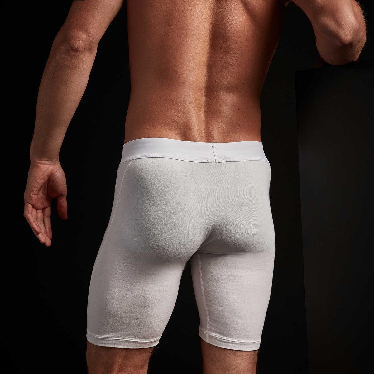 Elevated Lotus Sport Boxer Long In White | James Perse Los Angeles