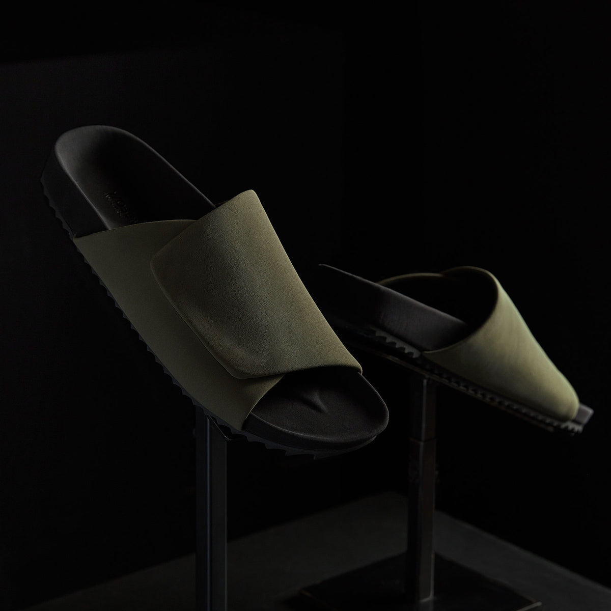 Men's Skubo Slide - Olive/Black | James Perse Los Angeles