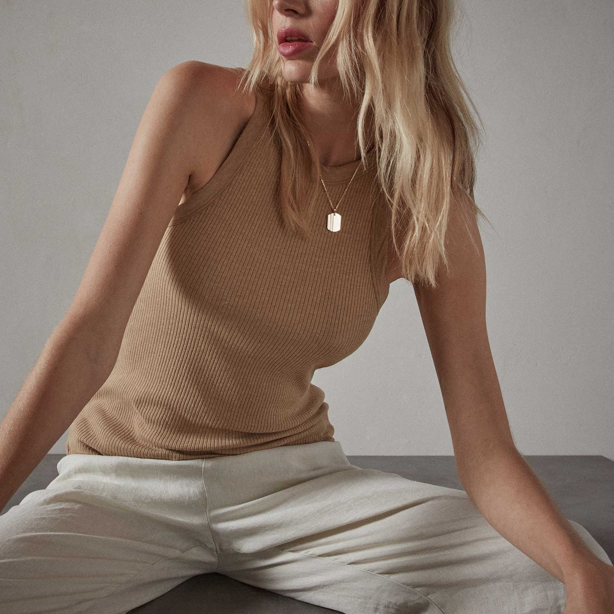 Rib Cut Away Tank in Bronze | James Perse Los Angeles