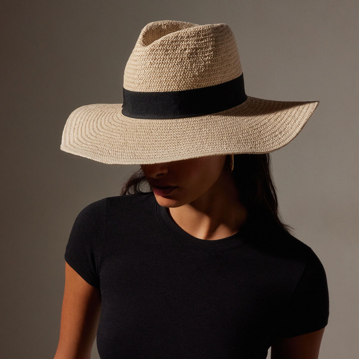Harbor Straw Hat in Natural/Black | James Perse Los Angeles