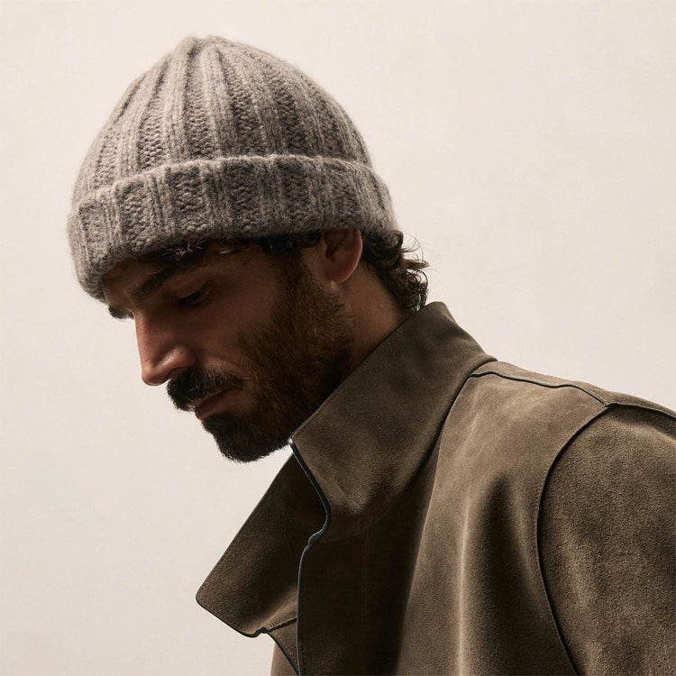 Lightweight Textured Cashmere Beanie in Beige Melange | James Perse Los Angeles / Mens