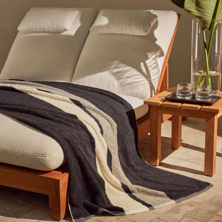 Double Stripe Beach Towel in Carbon/Vintage White/Grey | James Perse Los Angeles