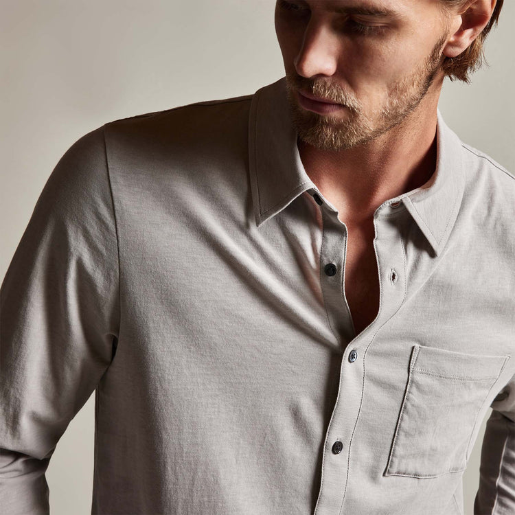 Clean Finish Jersey Shirt in Fog | James Perse Los Angeles