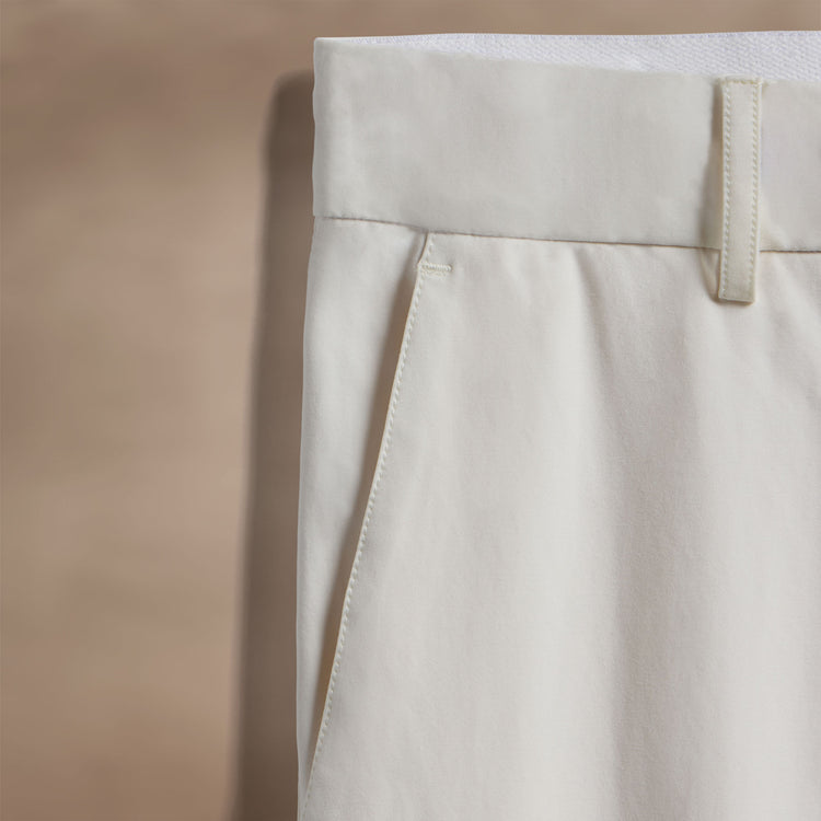 Golf Trouser in Off White | James Perse Los Angeles
