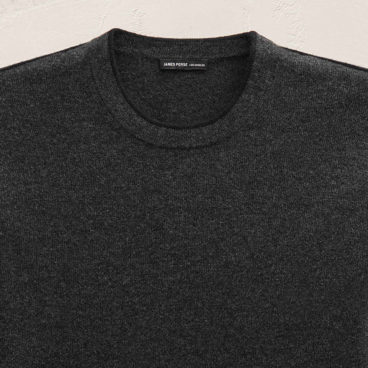 Italian Spun Cashmere Crewneck in Anthracite/Black | James Perse Los Angeles