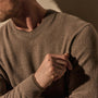 Italian Spun Cashmere Vee in Warm Brown/Mid Brown | James Perse Los Angeles