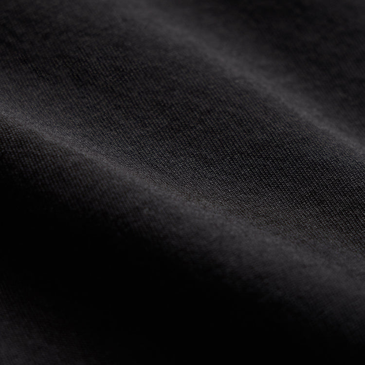 Shirttail Hem Crew in Black | James Perse Los Angeles