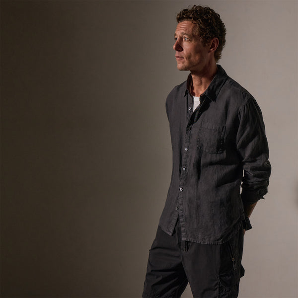 Lightweight Linen Shirt in Magma Pigment | James Perse Los Angeles