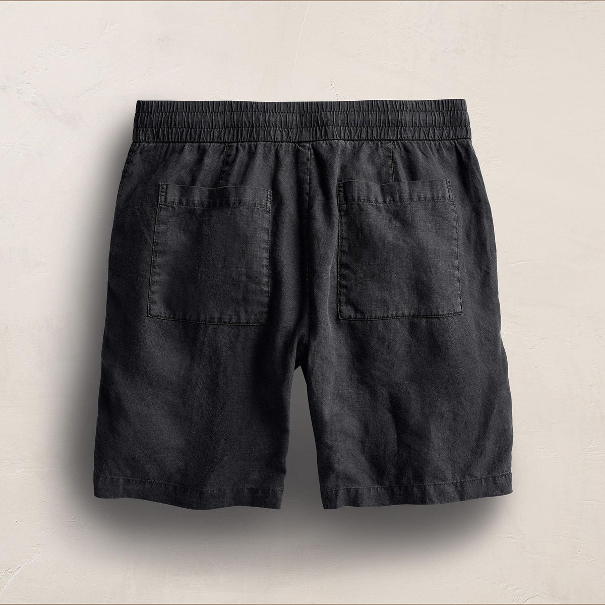 Relaxed Fit Linen Short in Magma Pigment | James Perse Los Angeles