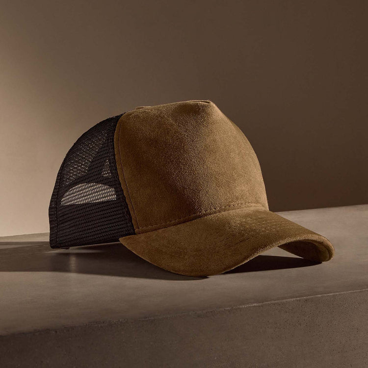 Kid Suede Trucker Hat in String | James Perse Los Angeles