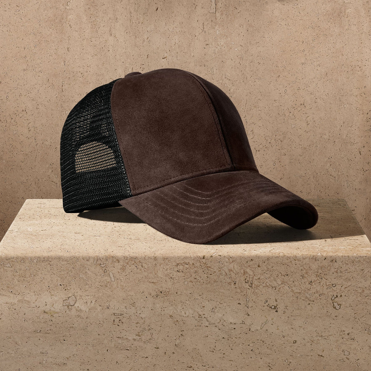 Men's Suede 6/Panel Trucker Hat in Cafe | James Perse Los Angeles