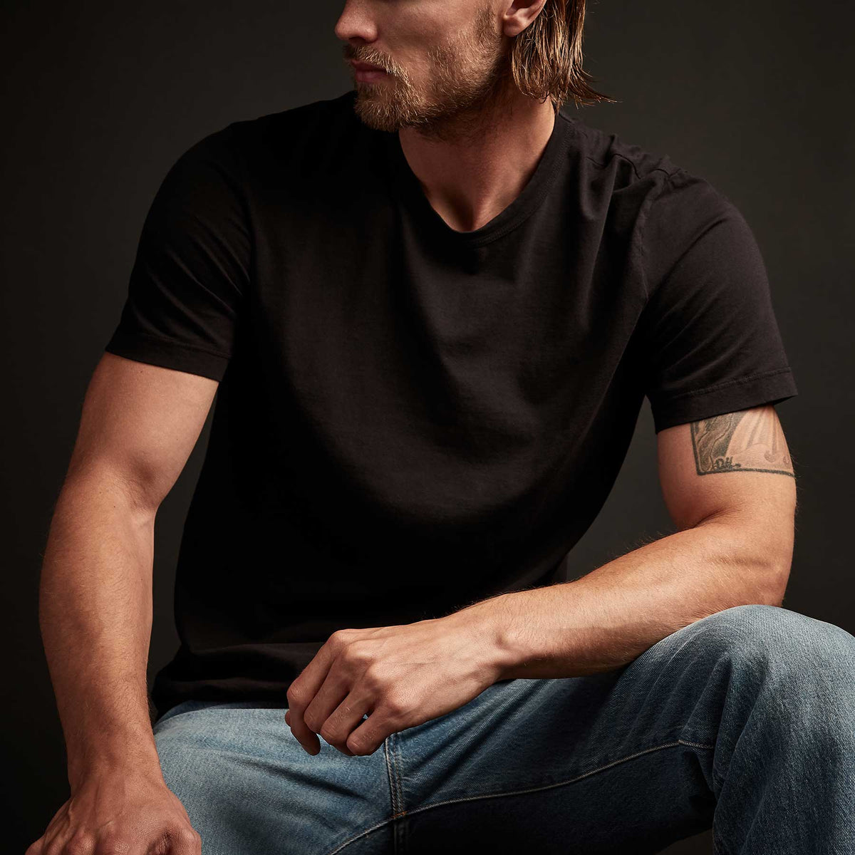 Short Sleeve Crew Neck in Black | James Perse Los Angeles