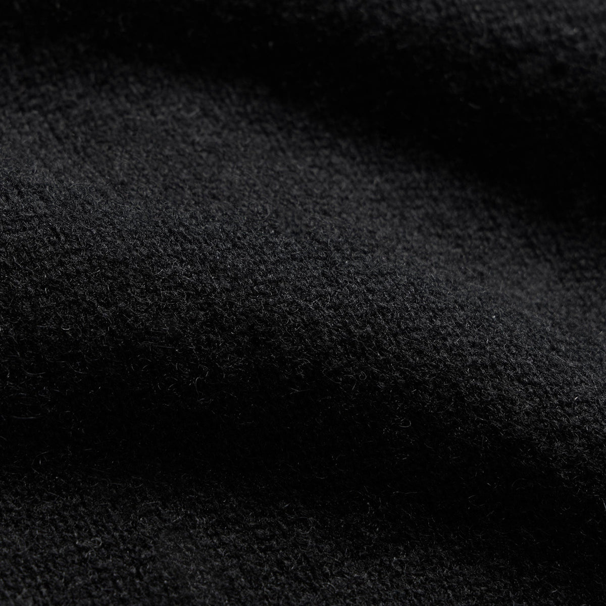 Soft Featherweight Cashmere Crew in Black | James Perse Los Angeles