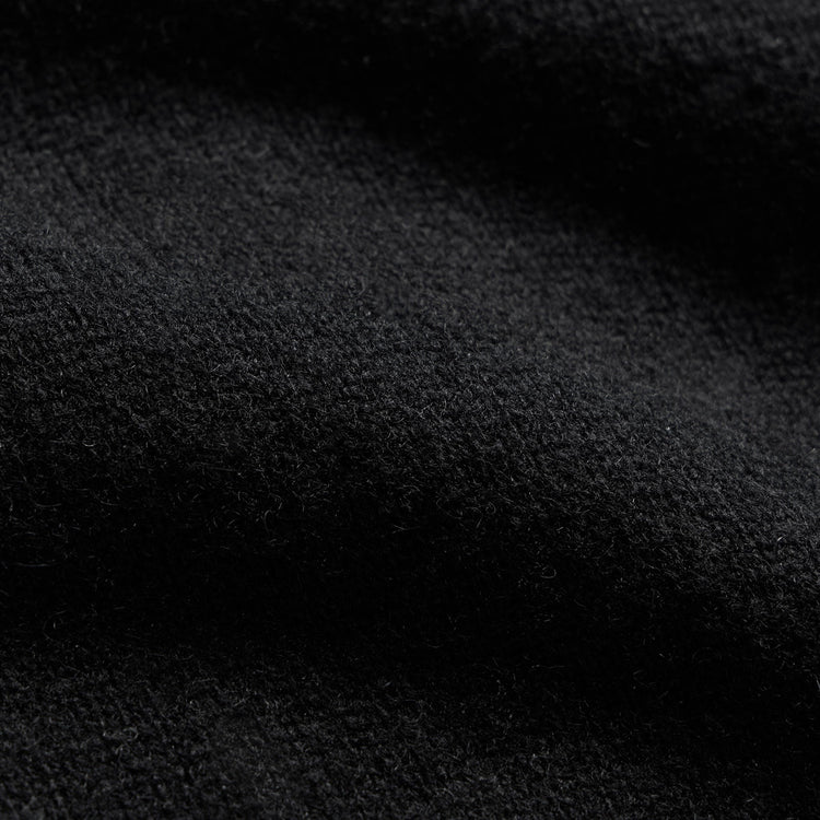 Soft Featherweight Cashmere Crew in Black | James Perse Los Angeles