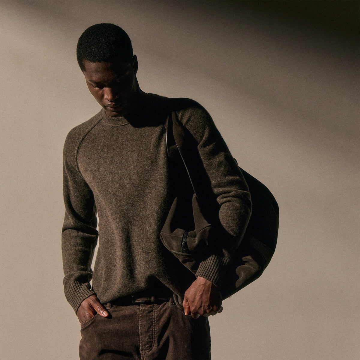 Recycled Cashmere Raglan Crew in Porcupine | James Perse Los Angeles