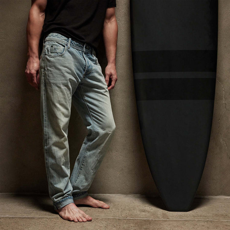 Selvedge Pacific Jean in Stone Wash | James Perse Los Angeles