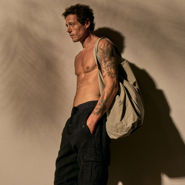Textured Linen Flight Pant in Black | James Perse Los Angeles