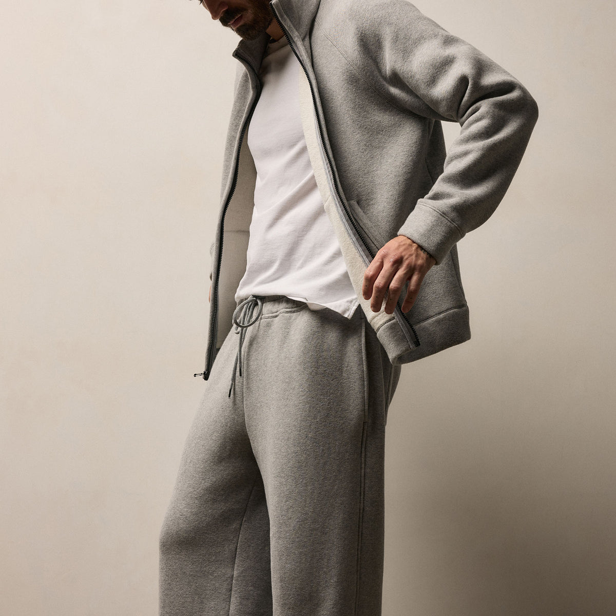 Cozy Fleece Sweat Pant in Heather Grey | James Perse Los Angeles