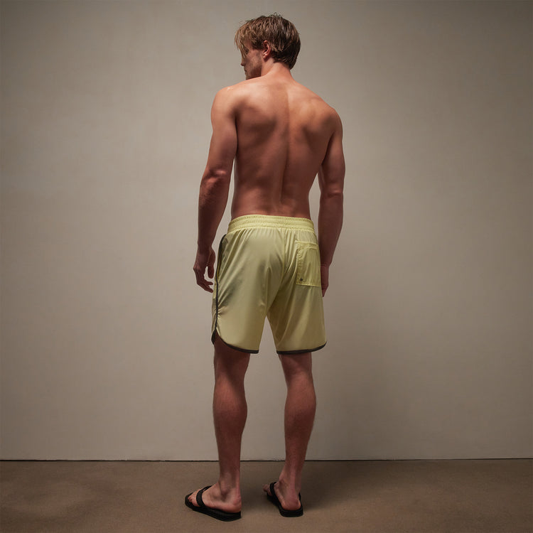 Curved Hem Board Short in Neon/Carbon | James Perse Los Angeles