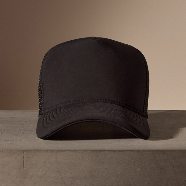 Scuba Trucker Hat in Black | James Perse Los Angeles