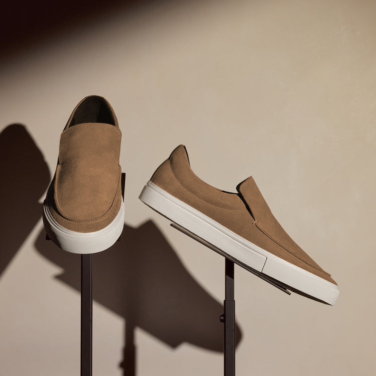 Men's Coastal Suede Slip On in Chestnut | James Perse Los Angeles