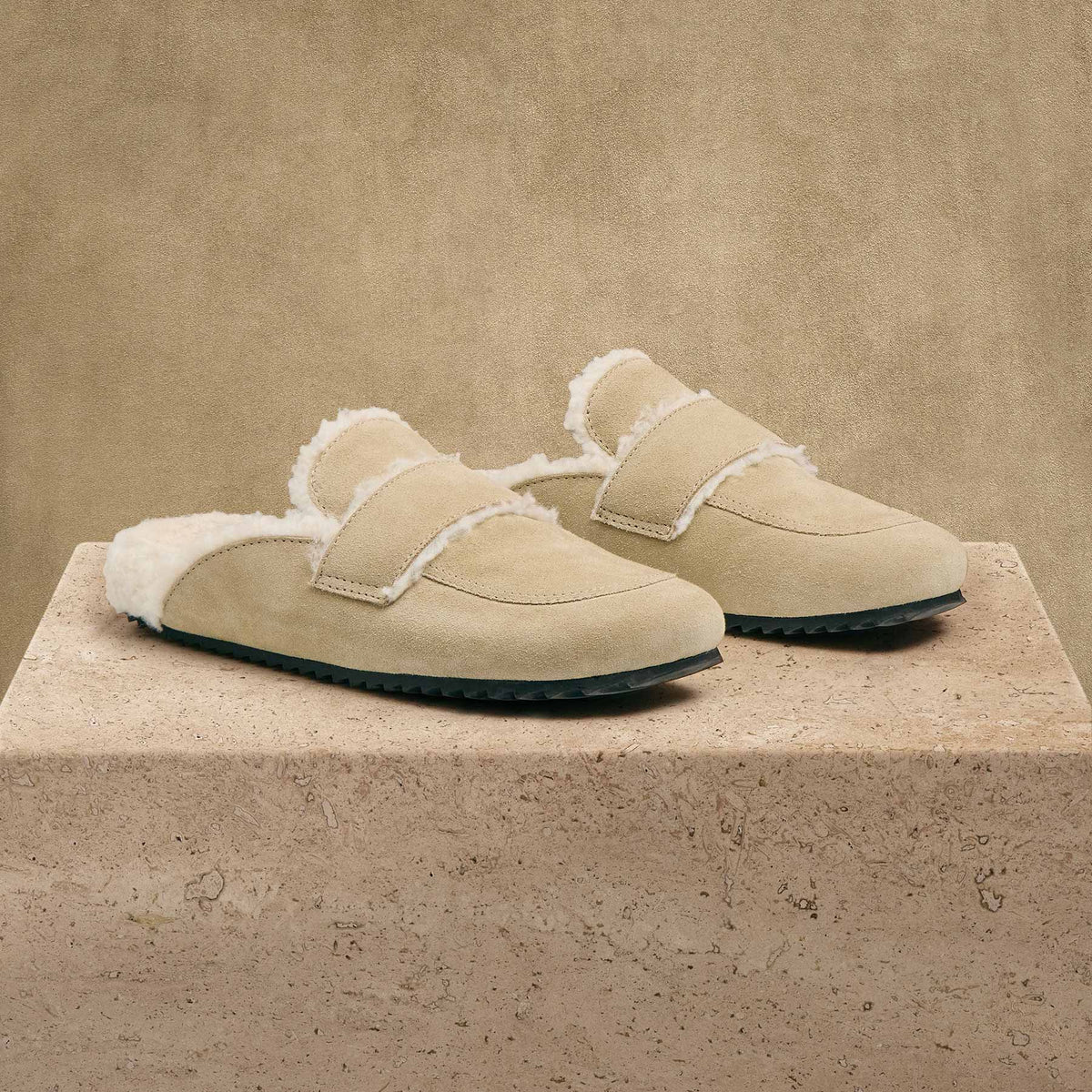 Women's Suede Shearling Loafer in Sand/Ivory | James Perse Los Angeles