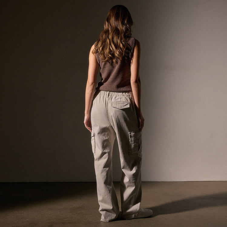 Cargo Pant in Salt Pigment | James Perse Los Angeles