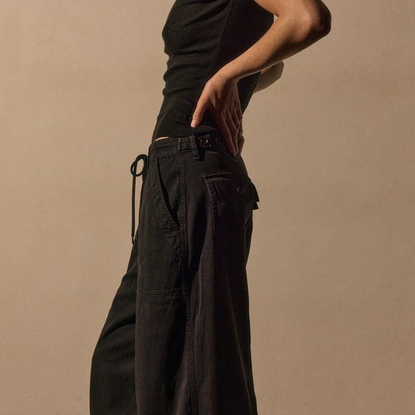 Oversized Surplus Pant in Black Pigment | James Perse Los Angeles