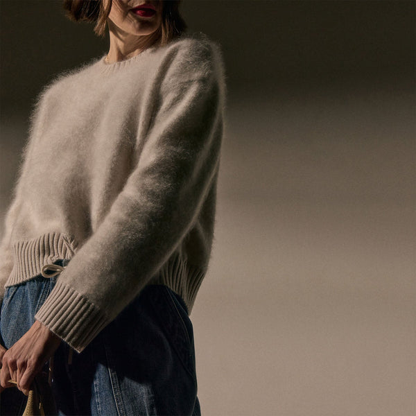 Fuzzy Cashmere Crew Neck in Pearl | James Perse Los Angeles