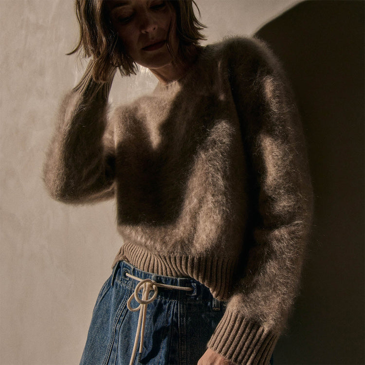 Fuzzy Cashmere Crew Neck in Soft Beige | James Perse Los Angeles